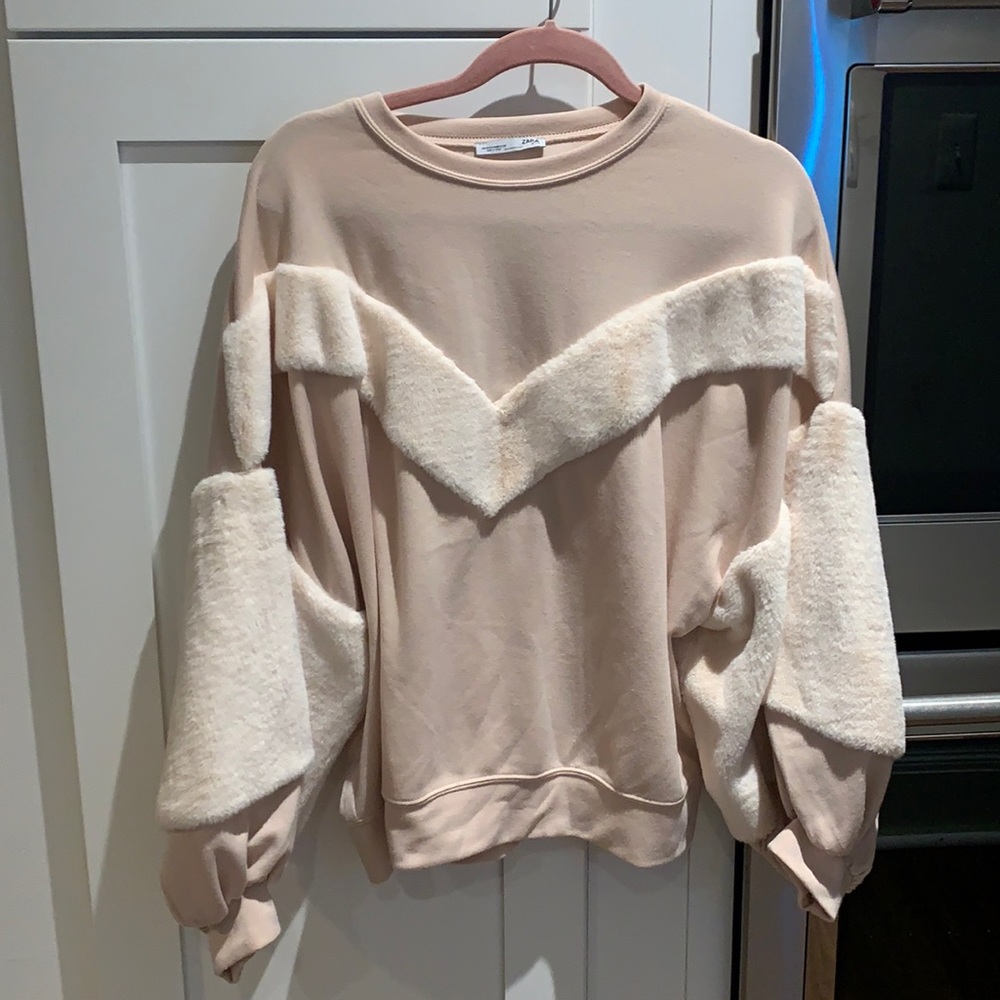 Zara Oversized Faux Fur Sweatshirt